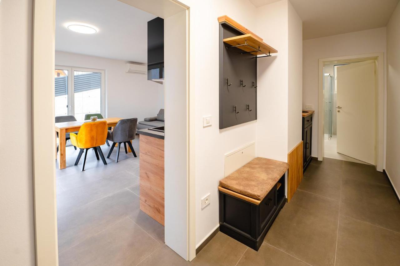 Apartments Luxury Ad Jesenice Eksteriør bilde
