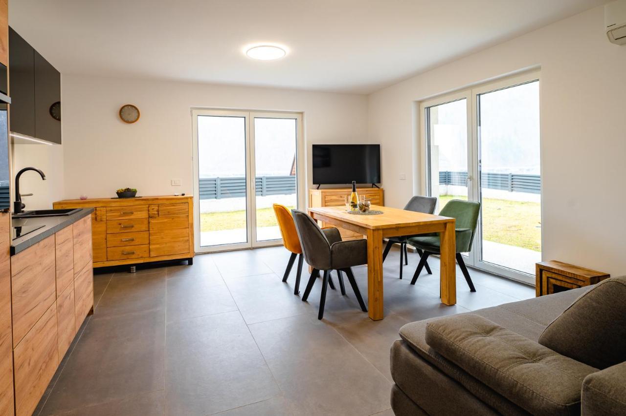 Apartments Luxury Ad Jesenice Eksteriør bilde