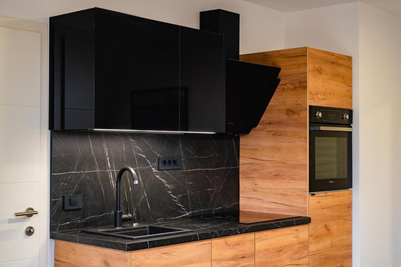 Apartments Luxury Ad Jesenice Eksteriør bilde