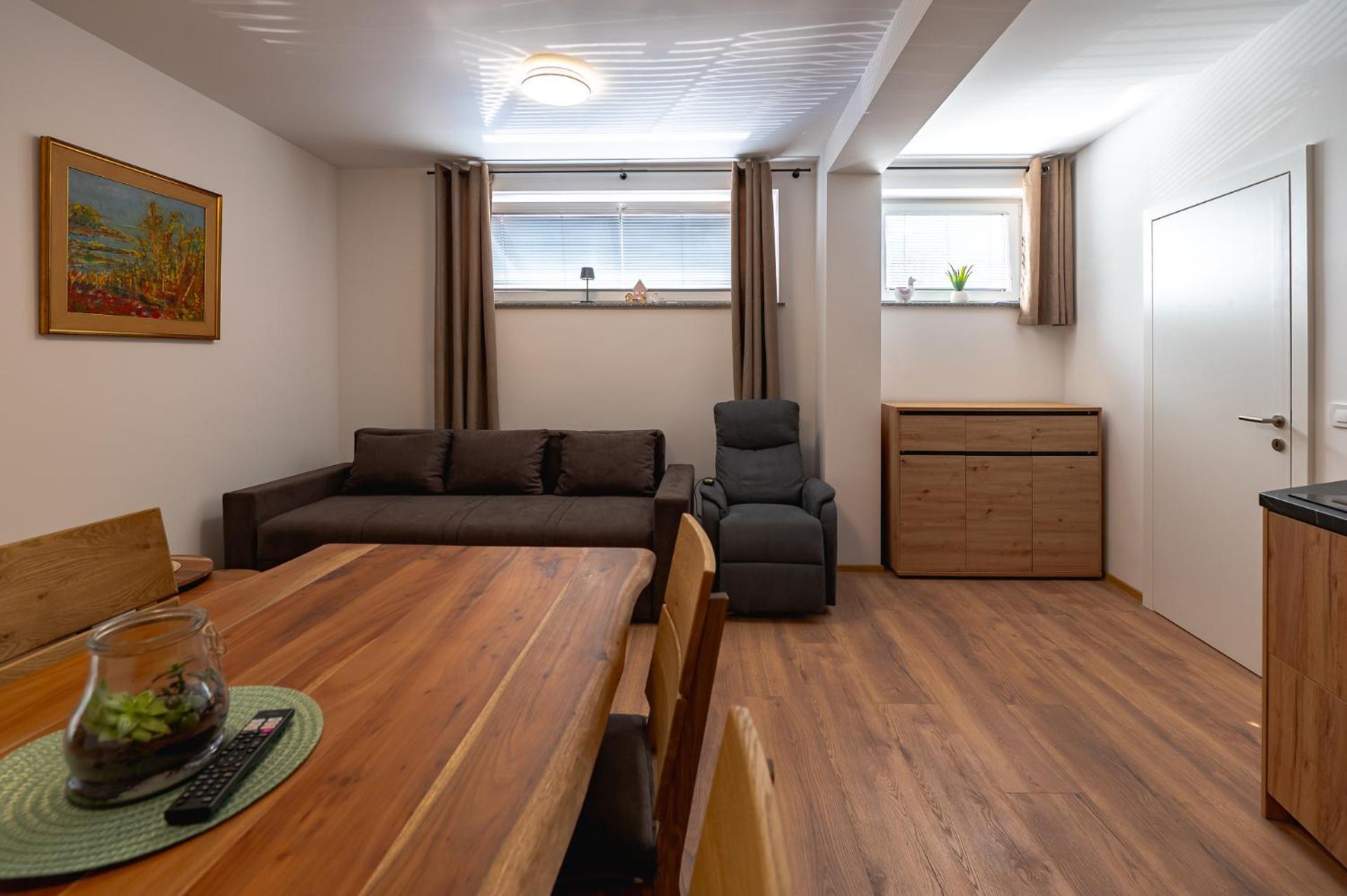 Apartments Luxury Ad Jesenice Eksteriør bilde
