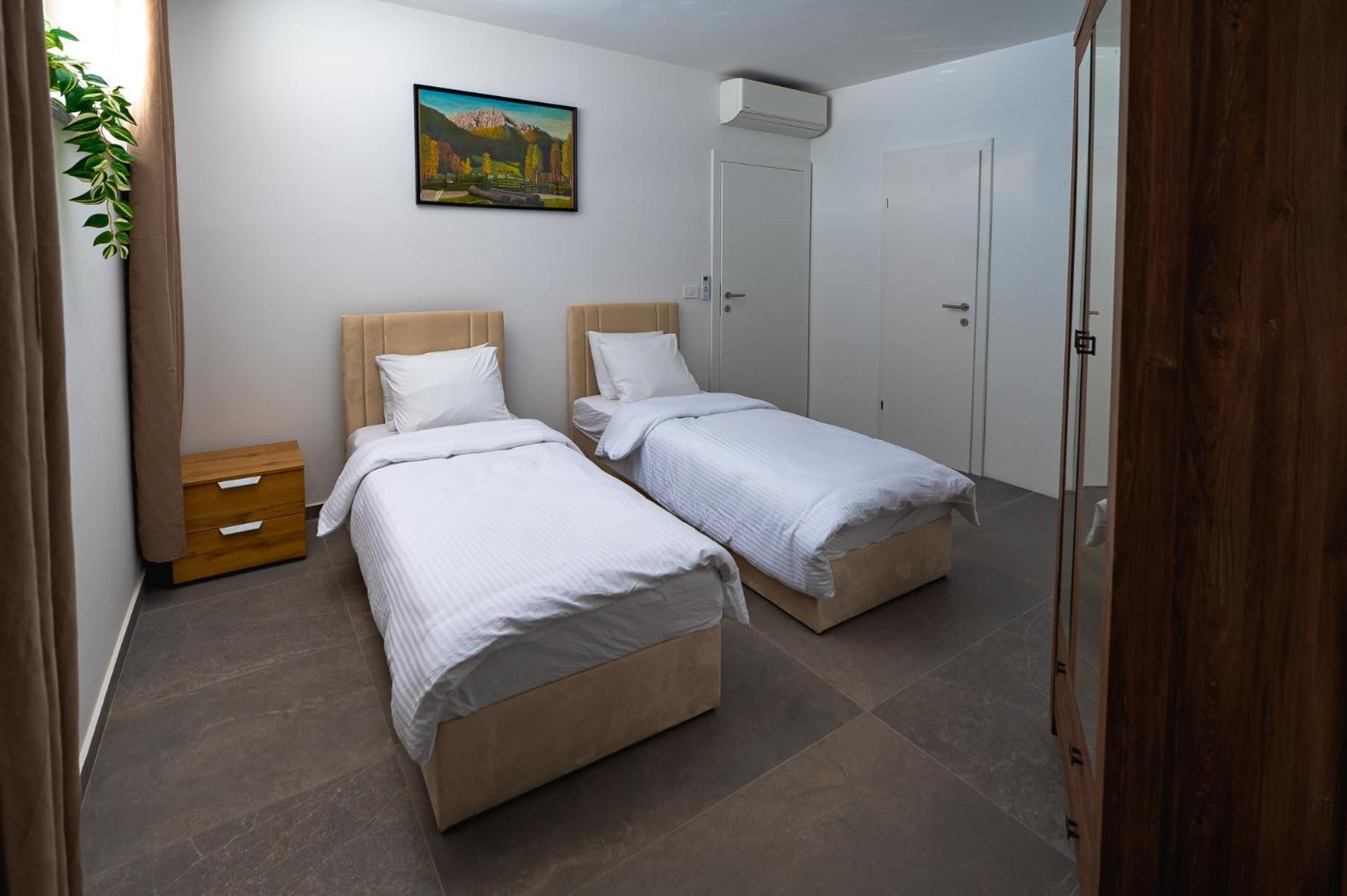 Apartments Luxury Ad Jesenice Eksteriør bilde
