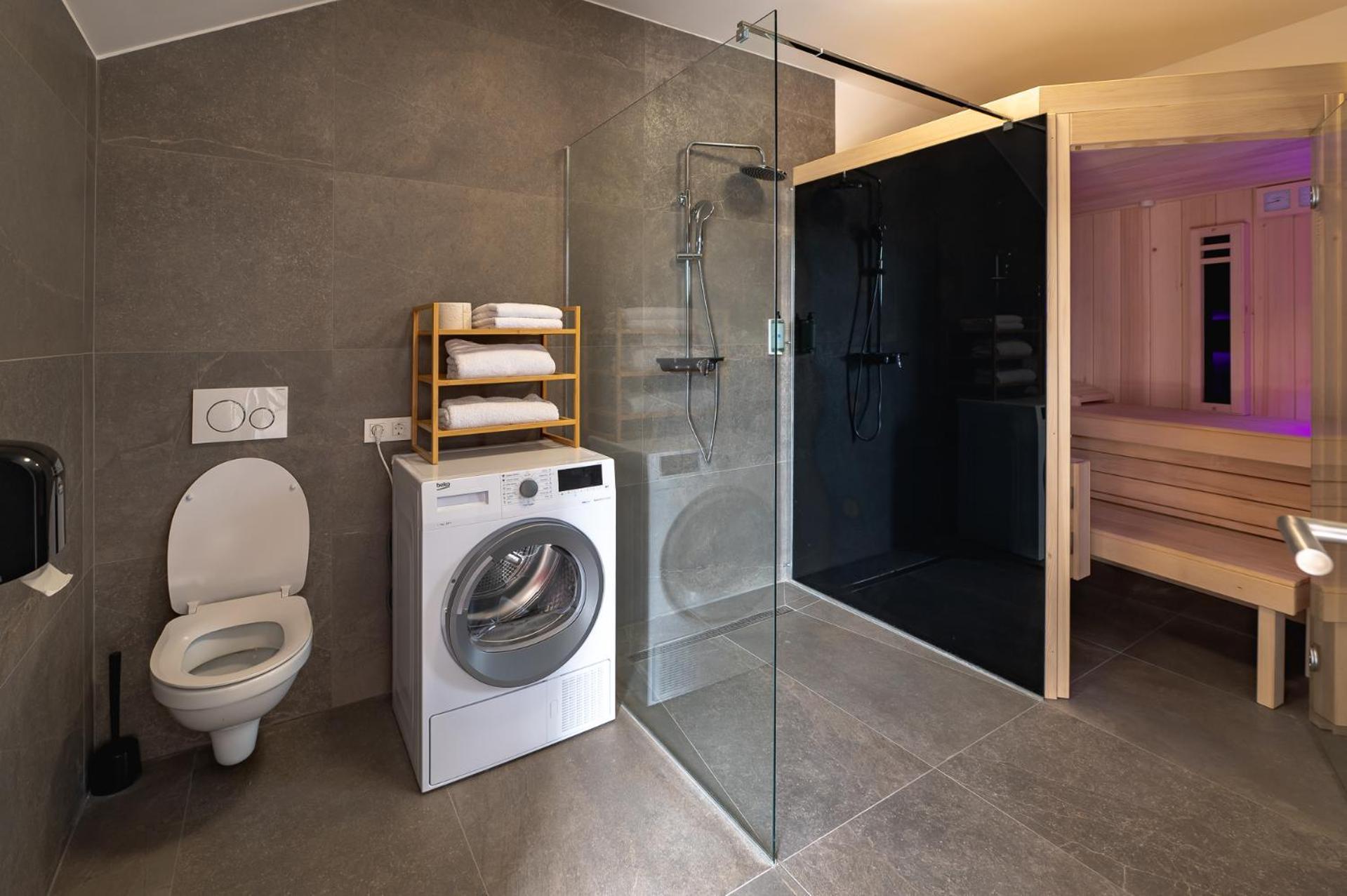 Apartments Luxury Ad Jesenice Eksteriør bilde