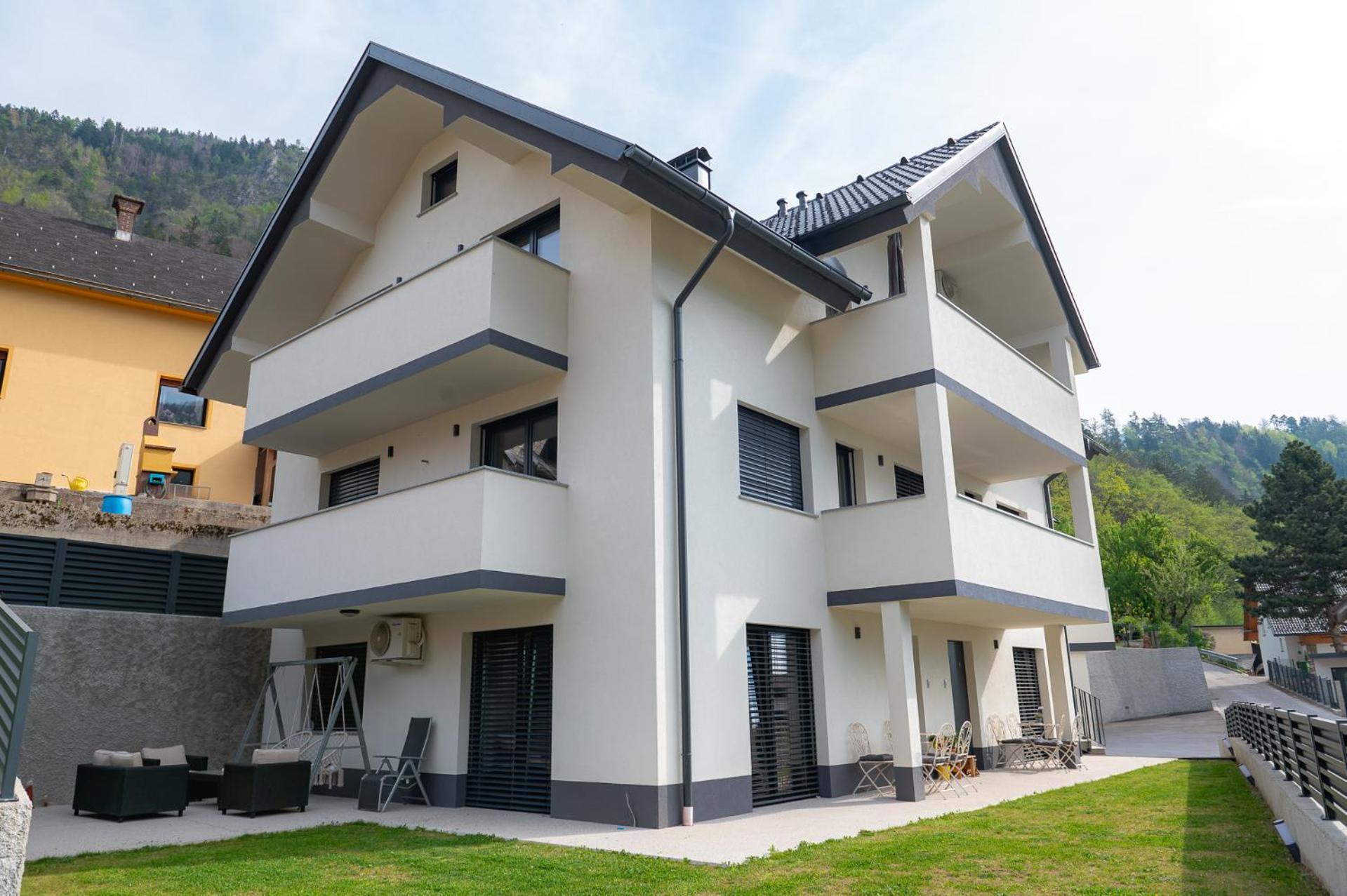 Apartments Luxury Ad Jesenice Rom bilde